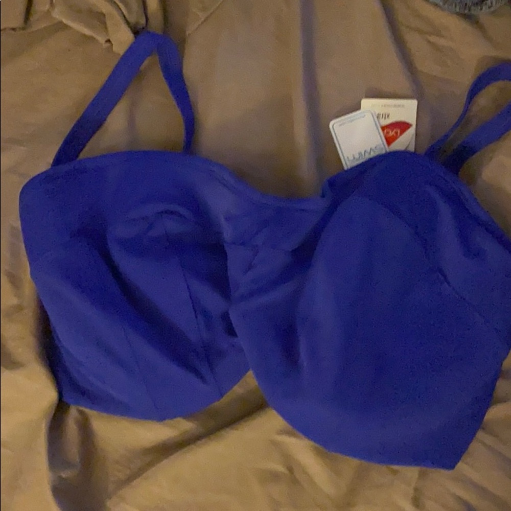 NWT Elomi Swim Top